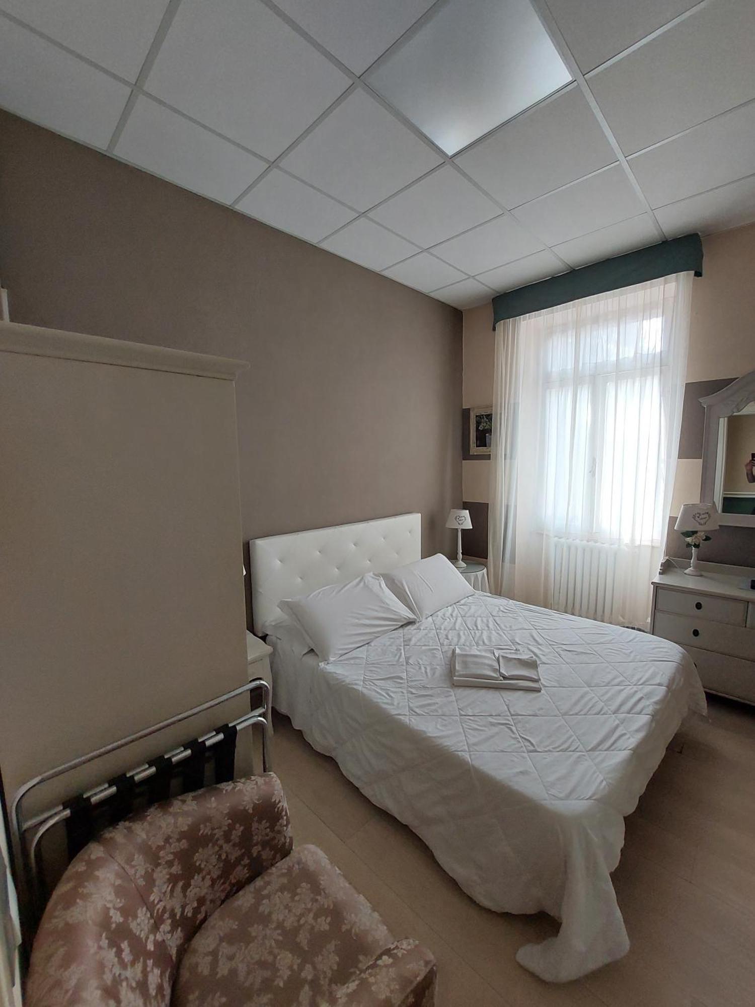 Hotel Tina دْيانو مارينا المظهر الخارجي الصورة